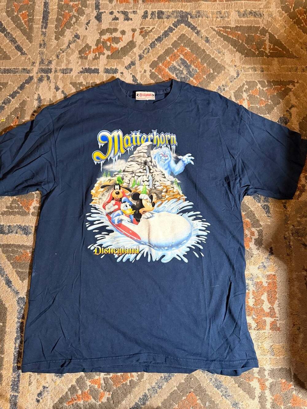 Vtg Mickey inc Matterhorn Bobsleds Abominable Snowman Shirt Sz L/XL Made in USA